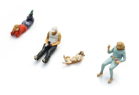 ArtiTec Street Figures, Pedestrians (Painted) 5870124 - Roads And Rails