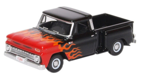 Oxford Diecast 1:87 Chevrolet Stepside Pickup 1965 Black With Flames 87CP65004 - Roads And Rails
