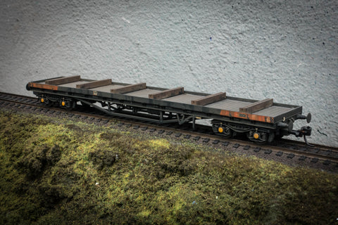 Large Wagon/Coach Weathering - Roads And Rails